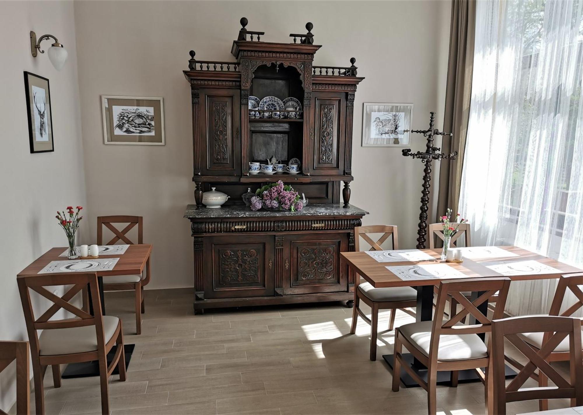 Hotel Svycarsky Dum Sneznik Bagian luar foto
