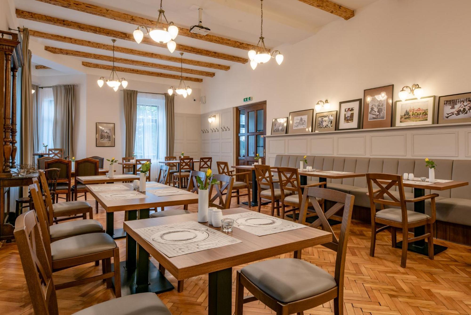 Hotel Svycarsky Dum Sneznik Bagian luar foto