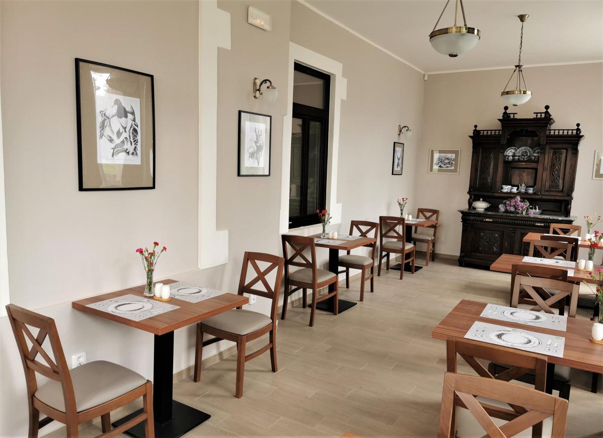 Hotel Svycarsky Dum Sneznik Bagian luar foto